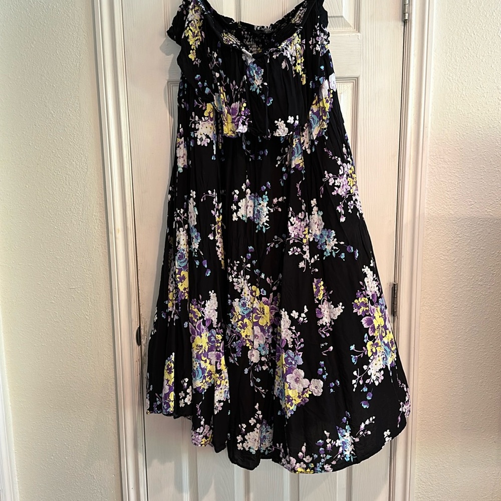 Torrid size 3 tube top black floral dress shin length